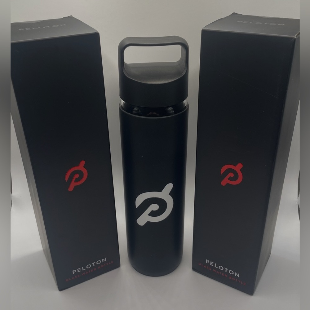Peloton Black & White 16 oz Non-Slip Water Bottle Set of 2